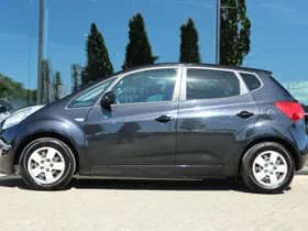 Kia Venga thumbnail 12