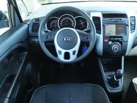 Kia Venga thumbnail 16