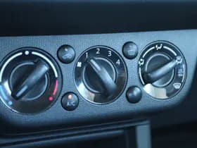 Suzuki Swift thumbnail 18