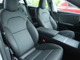 Tesla Model thumbnail 4