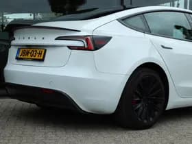 Tesla Model thumbnail 9