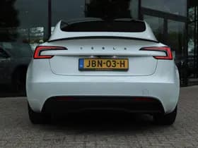Tesla Model thumbnail 10
