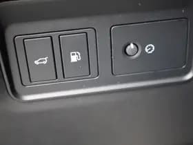 Land Rover Discovery Sport P300e 1.5 R-Dynamic thumbnail 18