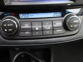 Toyota RAV4 2.5 Hybrid AWD thumbnail 16