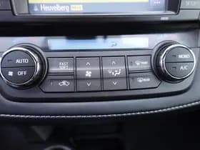 Toyota RAV4 2.0 VVT-i Dynamic BLACK-EDITION thumbnail 16