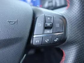 Ford Kuga ST-Line X PHEV thumbnail 14