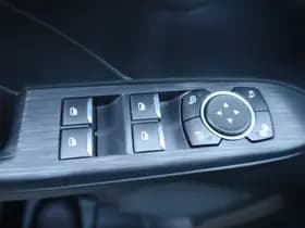 Ford Kuga ST-Line X PHEV thumbnail 20