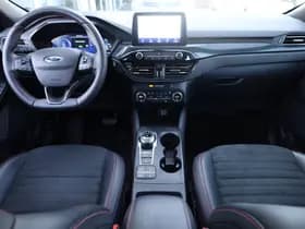 Ford Kuga ST-Line X PHEV thumbnail 4