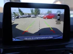 Ford Kuga ST-Line X PHEV thumbnail 7