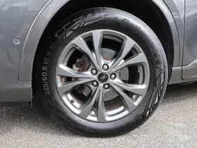 Ford Kuga ST-Line X PHEV thumbnail 10