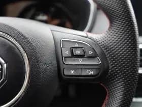 MG EHS 1.5 TGDI Luxury PHEV Plug-in thumbnail 16