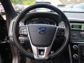 Volvo XC60 2.0 D4 FWD R-Design thumbnail 12