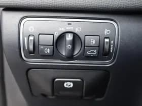 Volvo XC60 2.0 D4 FWD R-Design thumbnail 15