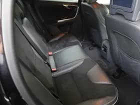 Volvo XC60 2.0 D4 FWD R-Design thumbnail 20