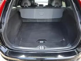 Volvo XC60 2.0 D4 FWD R-Design thumbnail 28