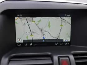 Volvo XC60 2.0 D4 FWD R-Design thumbnail 8