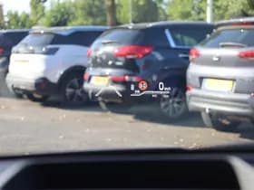 Toyota Yaris 1.5 Hybrid Executive thumbnail 16