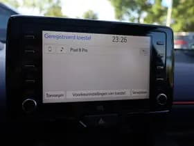 Toyota Yaris 1.5 Hybrid Executive thumbnail 28