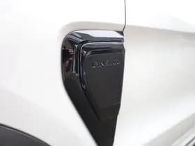 Lynk & Co 01 1.5 4-CYL 280 PK! PHEV MORE thumbnail 13