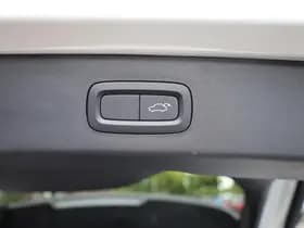 Lynk & Co 01 1.5 4-CYL 280 PK! PHEV MORE thumbnail 32