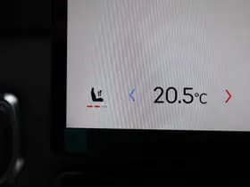 Lynk & Co 01 1.5 4-CYL 280 PK! PHEV MORE thumbnail 50