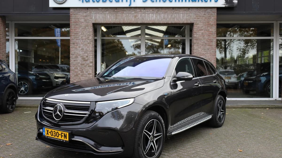 Mercedes-Benz EQC 400 4MATIC Business Solution AMG 80 kWh — foto 1