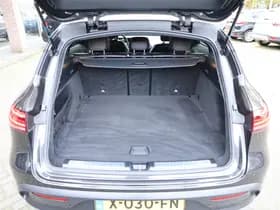 Mercedes-Benz EQC 400 4MATIC Business Solution AMG 80 kWh thumbnail 33