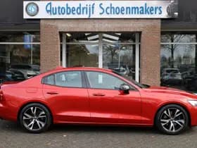 Volvo S60 2.0 T4 R-Design thumbnail 2