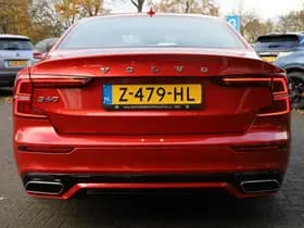 Volvo S60 2.0 T4 R-Design thumbnail 32