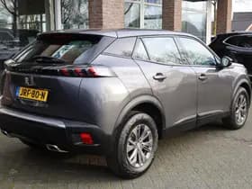 Peugeot 2008 1.2 PureTech Active Pack thumbnail 2