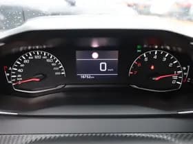 Peugeot 2008 1.2 PureTech Active Pack thumbnail 11