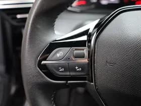 Peugeot 2008 1.2 PureTech Active Pack thumbnail 12