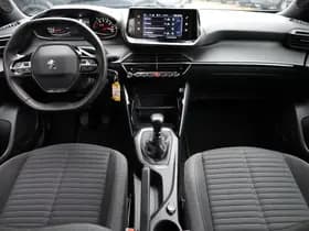 Peugeot 2008 1.2 PureTech Active Pack thumbnail 4