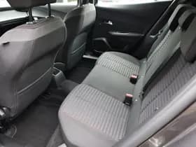 Peugeot 2008 1.2 PureTech Active Pack thumbnail 6