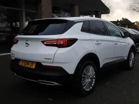 Opel Grandland X 1.6 Turbo Hybrid Ultimate PHEV thumbnail 3