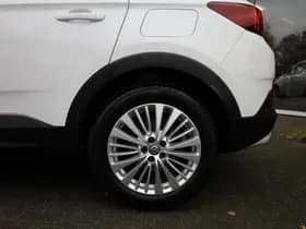 Opel Grandland X 1.6 Turbo Hybrid Ultimate PHEV thumbnail 4