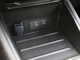 Renault Captur 1.3 mild hybrid 160 techno thumbnail 45