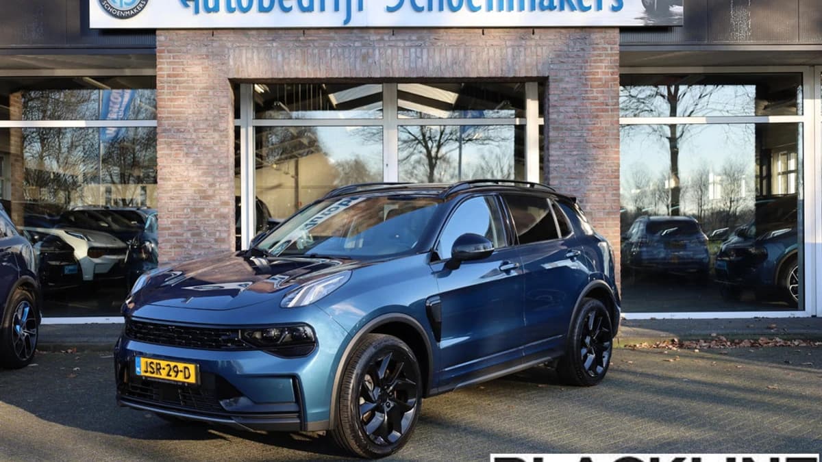 Lynk & Co 01 1.5 261PK! BLACKLINE! + 6.6Kwh LADEN! — foto 1