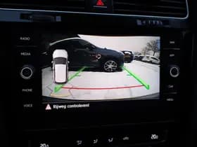 Volkswagen Golf 1.5 TSI Highline thumbnail 9