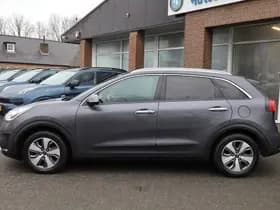 Kia Niro 1.6 GDi Hybrid DynamicLine thumbnail 32