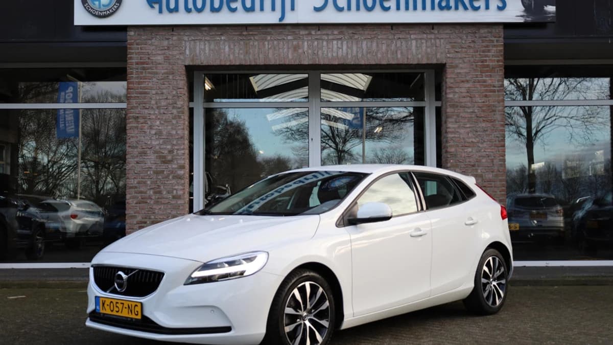 Volvo V40 2.0 T3 Polar+ — foto 1