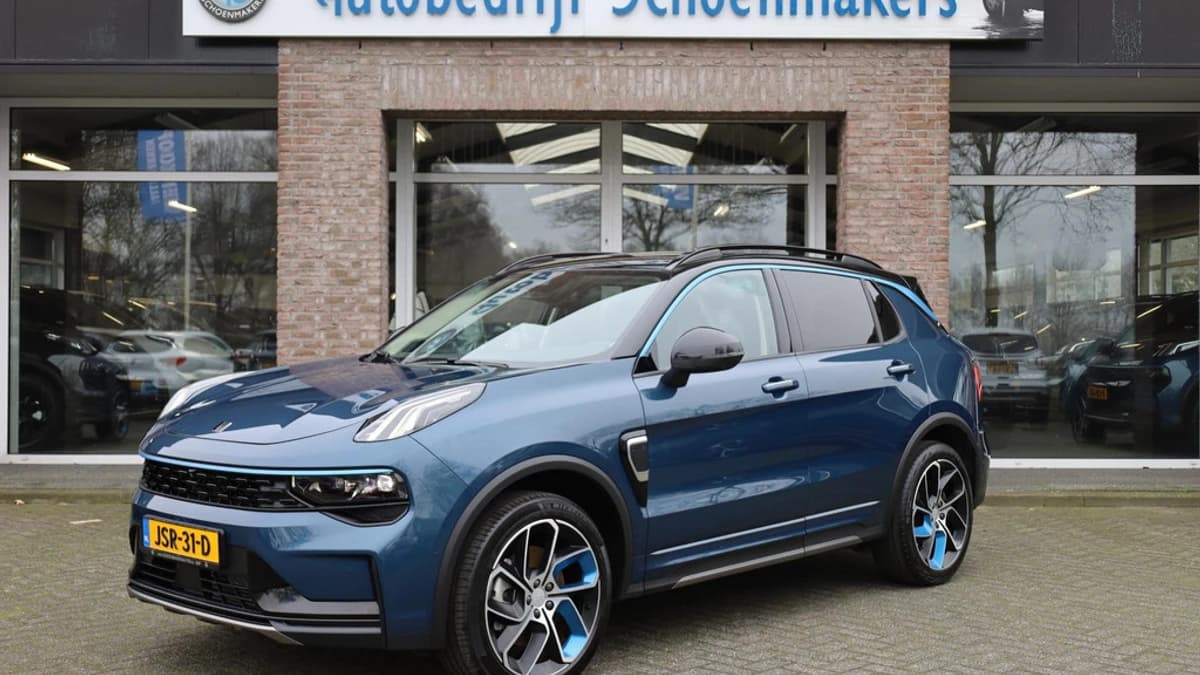 Lynk & Co 01 1.5 261PK! 6.6Kwh LADEN! — foto 1
