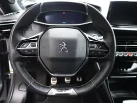 Peugeot 2008 1.2 PureTech GT Pack 131PK!! thumbnail 11