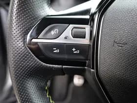 Peugeot 2008 1.2 PureTech GT Pack 131PK!! thumbnail 10