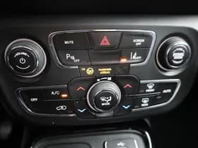 Jeep Compass 1.4 MultiAir Opening Edition 4x4 thumbnail 18