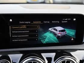 Mercedes-Benz A-Klasse 250 e Premium AMG thumbnail 29