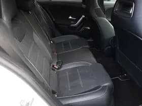 Mercedes-Benz A-Klasse 250 e Premium AMG thumbnail 32