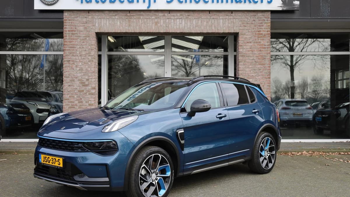 Lynk & Co 01 1.5 261PK! — foto 1