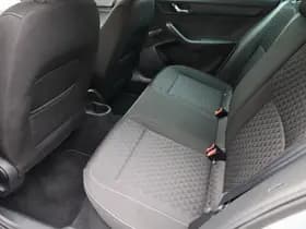 Škoda Rapid Spaceback 1.2 TSI Greentech Edition thumbnail 8
