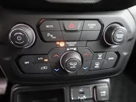 Jeep Renegade 1.4 MultiAir Longitude thumbnail 15